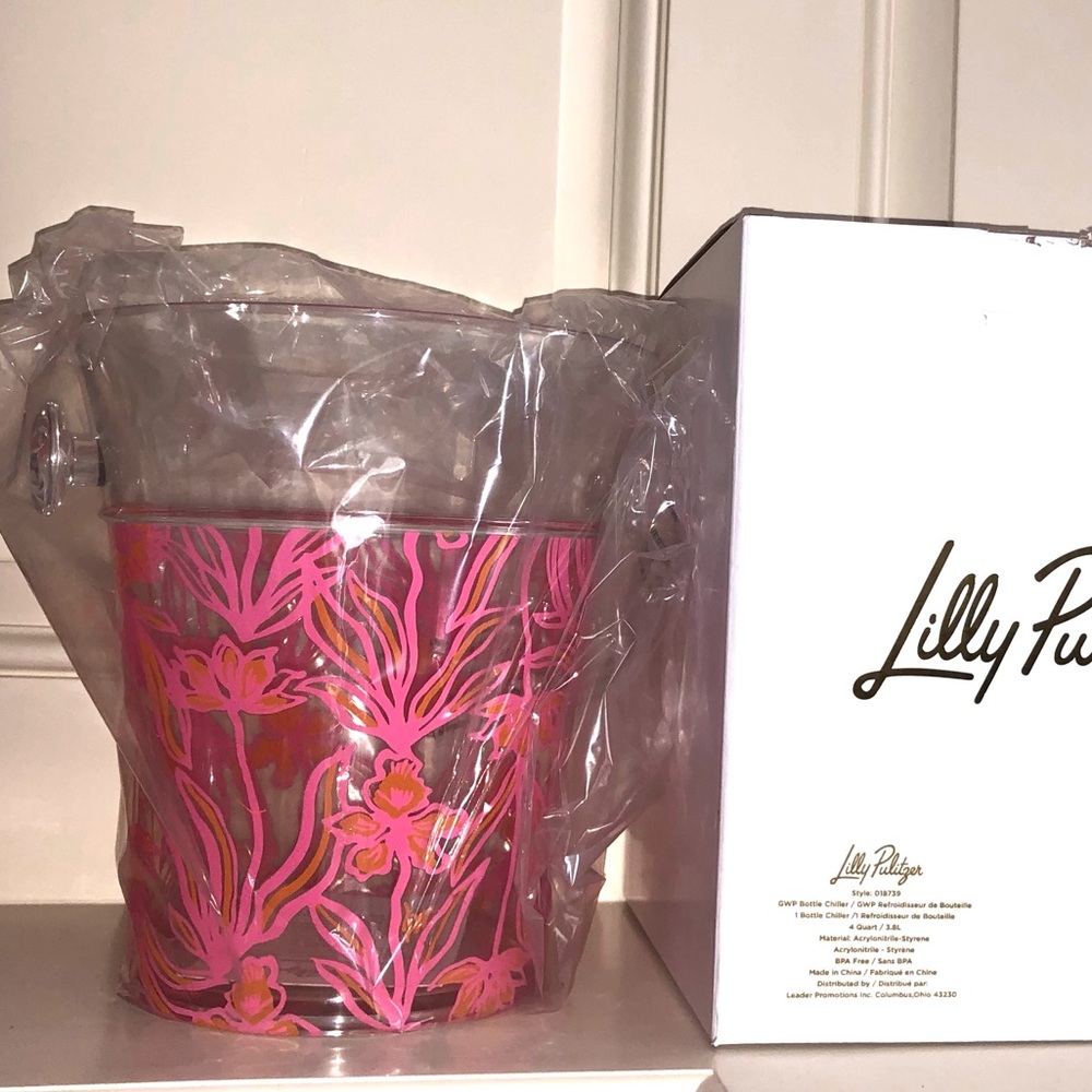 NWT Lilly Pulitzer Pink Floral Acrylic Ice Bucket